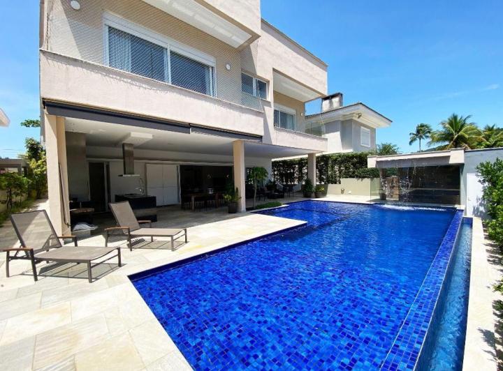 Casa à venda com 6 Quartos, Guarujá - R$ 4.300.000, 300 m2 - ID ...