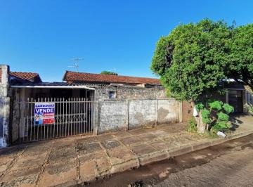 FACHADA · Casa Padrão em Araraquara