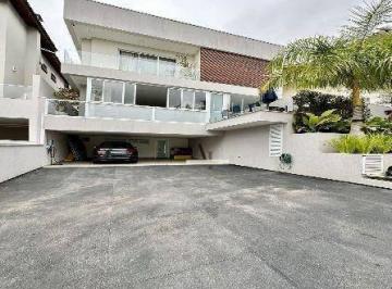 7a18f2fb32057cd5ef549f3c96b20df5bd8bf7eb · Casa com 5 dormitórios à venda, 300 m² por R$ 3.795.000,00 - Arujá 5 - Arujá/SP