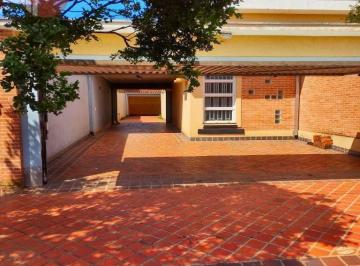 b35b7ebd79ec1a7926e543f9c5d8633ec505d954 · Casa à Venda de 04 Quartos no Bairro Alto da Boa Vista em Ribeirão Preto com Churrasqueira.