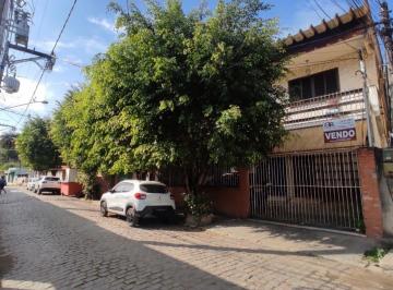 Casa · 246m² · 5 Quartos · 2 Vagas · Casa em Magé