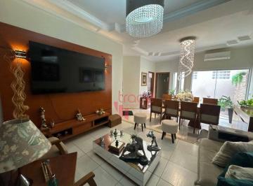 efaef728a14796151a52ec05118fa816caecc974 · Casa à Venda Térrea de Esquina com 03 Quartos no Bairro Palmares em Ribeirão Preto com Piscina.