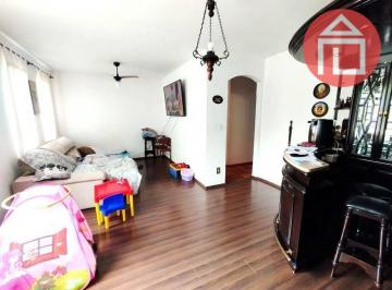 80bb779373a64a86a7102c4f40b0401c901447b9 · Excelente casa com 170 m², excelente acessibilidade e localização .