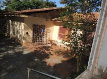 522419_iy24938o5k_5224196633d88f013bc.jpg · 2 Casas no mesmo páteo  com 3 quartos cada. Bairro Partenon.