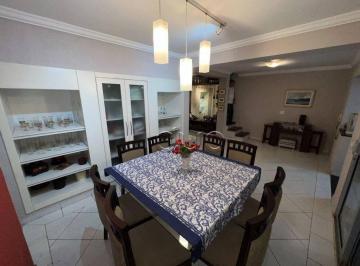 6964897bcb3ca1072b82702ce6d747c5acce6886 · Casa à venda em Piracicaba no bairro Castelinho com 3 quartos, 240 m² por R$ 700.000,00