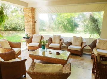 1f2bc1138dd7da52b6a10989bc1536cb504b44cd · Casa com 3 dormitórios à venda, 560 m² - São Fernando Golf Club - Cotia/SP