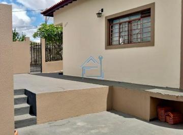 Casa · 86m² · 3 Quartos · 2 Vagas · Casa com três dormitórios no bairro Jardim Simus em Sorocaba