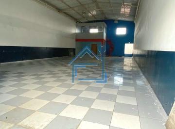 Comercial · 480m² · 30 Vagas · Galpão comercial térreo com estacionamento na Av. Itavuvu