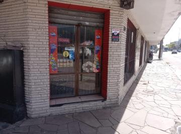 515650_ik4Y6_51565065fdbc5554775.jpg · Loja de esquina na Farrapos com Av. Brasil
