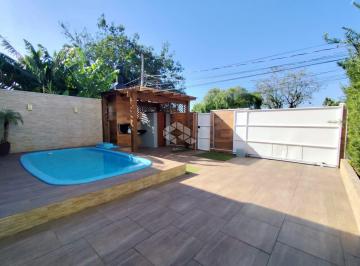 Casa · 120m² · 4 Quartos · 4 Vagas · Casa térrea com amplo pátio, piscina e 4 quartos