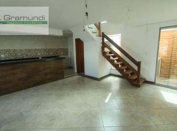 Casa · 170m² · 3 Quartos · 6 Vagas · Casa Sobrado em Jardim Aeroporto - São Paulo