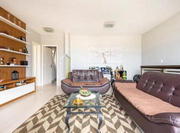 Apartamento · 210m² · 3 Quartos · 2 Vagas · Cobertura em Centro  -  Cabo Frio