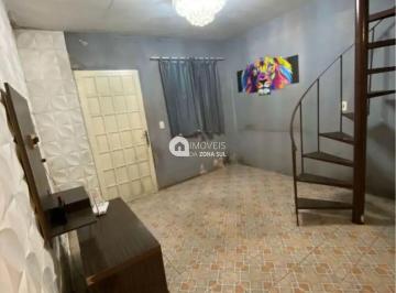 Casa · 112m² · 3 Quartos · 1 Vaga · Sobrado à venda no bairro Hípica - Porto Alegre/RS