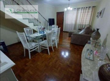 Casa · 132m² · 2 Quartos · 2 Vagas · Casa Assobradada em Vila Moinho Velho  -  São Paulo