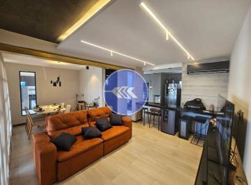 Casa · 280m² · 3 Quartos · 5 Vagas · Linda casa duplex finamente mobiliada