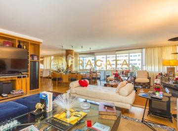 Apartamento · 367m² · 3 Quartos · 2 Vagas · Apartamento reformado com 367m² - 3 quartos sendo 2 suítes e 3 vagas - Jardim América/SP