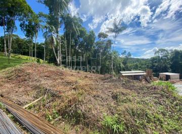 Terreno · 412m² · TERRENO EM ÓTIMA LOCALIZAÇÃO