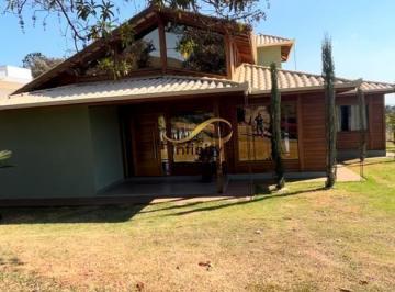 Casa · 250m² · 3 Quartos · 5 Vagas · Casa à venda no bairro Centro - Mário Campos/MG