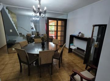 Casa · 196m² · 5 Quartos · 2 Vagas · Sobrado no Ipiranga – Conforto e Localização Incrível!