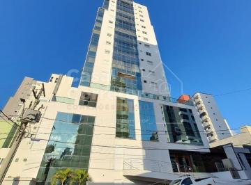 Apartamento · 180m² · 4 Quartos · 4 Vagas · APARTAMENTO DE 180m² COM TRÊS SUÍTES NO CENTRO DE BRUSQUE