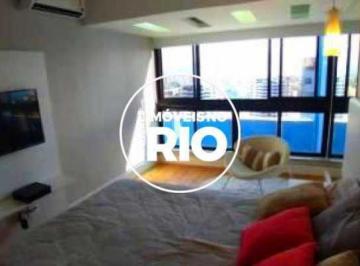 Apartamento · 130m² · 3 Quartos · 2 Vagas · Cobertura na Barra da Tijuca à venda