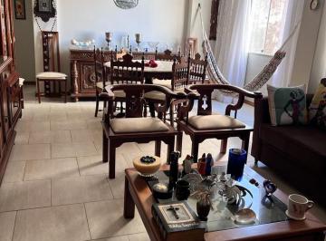 Apartamento · 153m² · 3 Quartos · 1 Vaga · Barra 3/4 com suítes