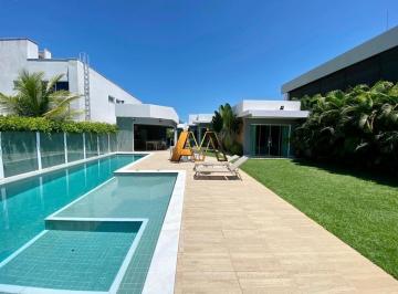 Casa · 380m² · 5 Quartos · 3 Vagas · CASA 5 SUÍTES EM GUARAJUBA - VISTA PARA O LAGO