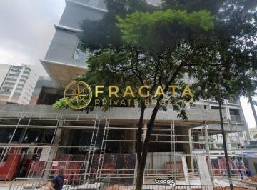 Comercial · 376m² · 2 Vagas · Venda de loja reformada, próximo ao metrô Orcar Freire.