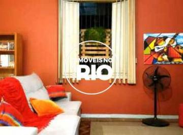Casa · 195m² · 4 Quartos · 5 Vagas · Casa Linear na Tijuca à Venda