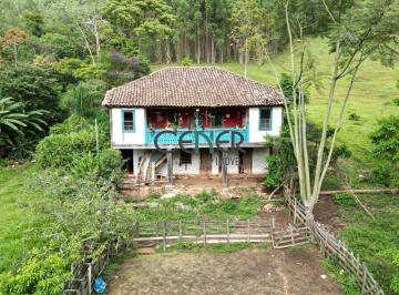 Rural · 119m² · Linda Fazenda com Sede Centenária e Cachoeira à Venda em Lafaiete MG