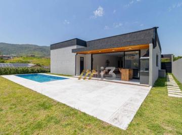 fd8204873dce3c2188011cd3648daba9849e7e1e · Casa à venda, 319 m² por R$ 4.200.000,00 - Condomínio Itaporã - Atibaia/SP