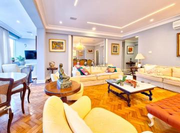 Apartamento · 256m² · 4 Quartos · 1 Vaga · Luxuoso apartamento Flamengo: reformado, 4 quartos, 1 vaga