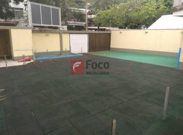 Casa · 215m² · 5 Quartos · Casa de rua - / Residencial / Barra da Tijuca