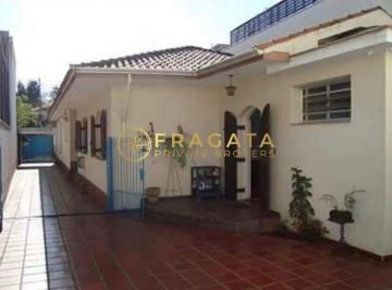 Casa · 372m² · 3 Quartos · 10 Vagas · Casa a venda 3 dormitórios sendo uma suíte com closet, vagas de garam para 10 carros