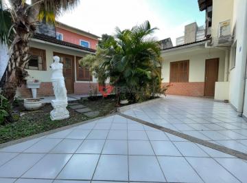 Casa · 302m² · 5 Quartos · Casa à venda em Botafogo: 302m², 5 quartos, R$ 2.790.000