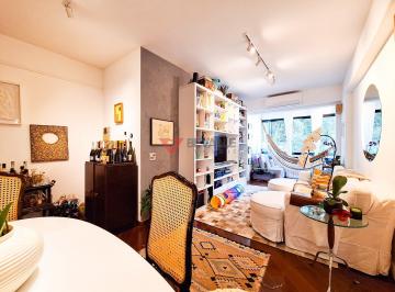 Apartamento · 120m² · 2 Quartos · 1 Vaga · Apartamento de 120m² em Humaitá, RJ: 2 quartos, 1 suíte, 2 banheiros - venda