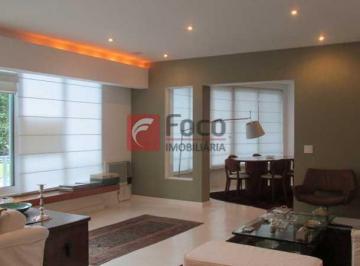 Apartamento · 354m² · 3 Quartos · 2 Vagas · Apartamento - Padrão / Residencial / Lagoa