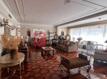Apartamento · 230m² · 4 Quartos · 1 Vaga · Apartamento - Padrão / Residencial / Copacabana