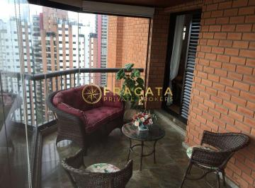 Apartamento · 200m² · 4 Quartos · 4 Vagas · Apartamento à venda, com 4 suítes, 4 vagas e 200 m² - Moema - São Paulo/SP