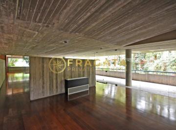 Casa · 976m² · 3 Quartos · 6 Vagas · Casa moderna e reformada à venda - 3 suítes, 6 vagas - Cidade Jardim/SP