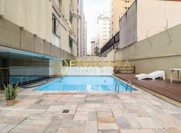 Apartamento · 83m² · 2 Quartos · 1 Vaga · Duas suítes + lavabo + piscina!