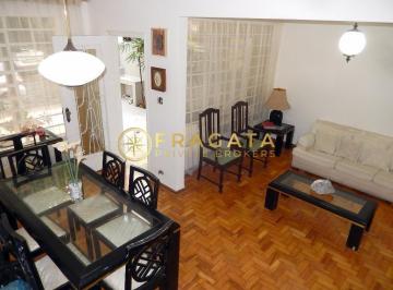 Casa · 105m² · 3 Quartos · 4 Vagas · Casa de Vila Refomada