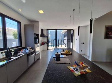 c0c609a2ab564f14c464aada79e75b00a4025e38 · Casa à venda em condomínio em Sorocaba | 209m² em Residencial Vilazul | CA4310