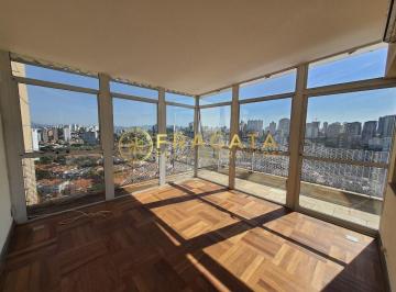 Apartamento · 160m² · 2 Quartos · 2 Vagas · Apartamento triplex com 160 m² na Vila Madalena
