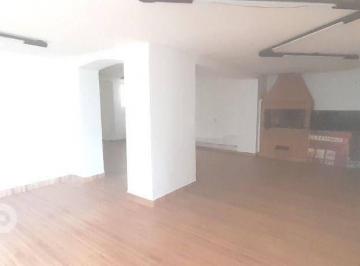 611f301f6df3e436c646604dc47f570f13d4d67a · Casa com 3 dormitórios sendo 1 suíte
