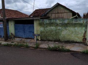 fd4468b55ceee81a6c921565b546974601a4439f · Casa madeira Vila Cardia
