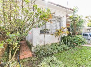 05 · Casa no bairro Petrópolis