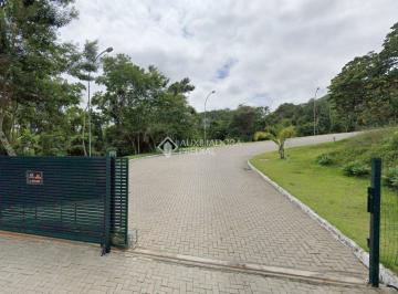 03 · Lote em condomínio Fechado, bairro Itacorubi.