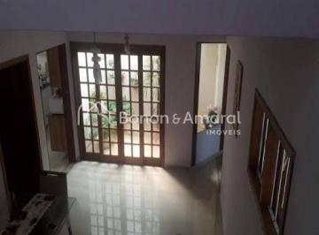Casa · 216m² · 3 Quartos · 2 Vagas · Casa em condomínio com 217 m² e 3 quartos