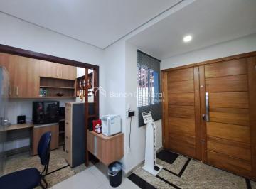 Comercial · 236m² · 4 Vagas · Imóvel comercial/residencial com 10 ambientes à venda na região do bairro Nova Campinas